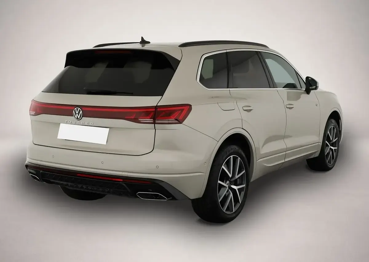 Gebraucht VW Touareg R-line 286 PS (210 kW) 2024 Beige SUV