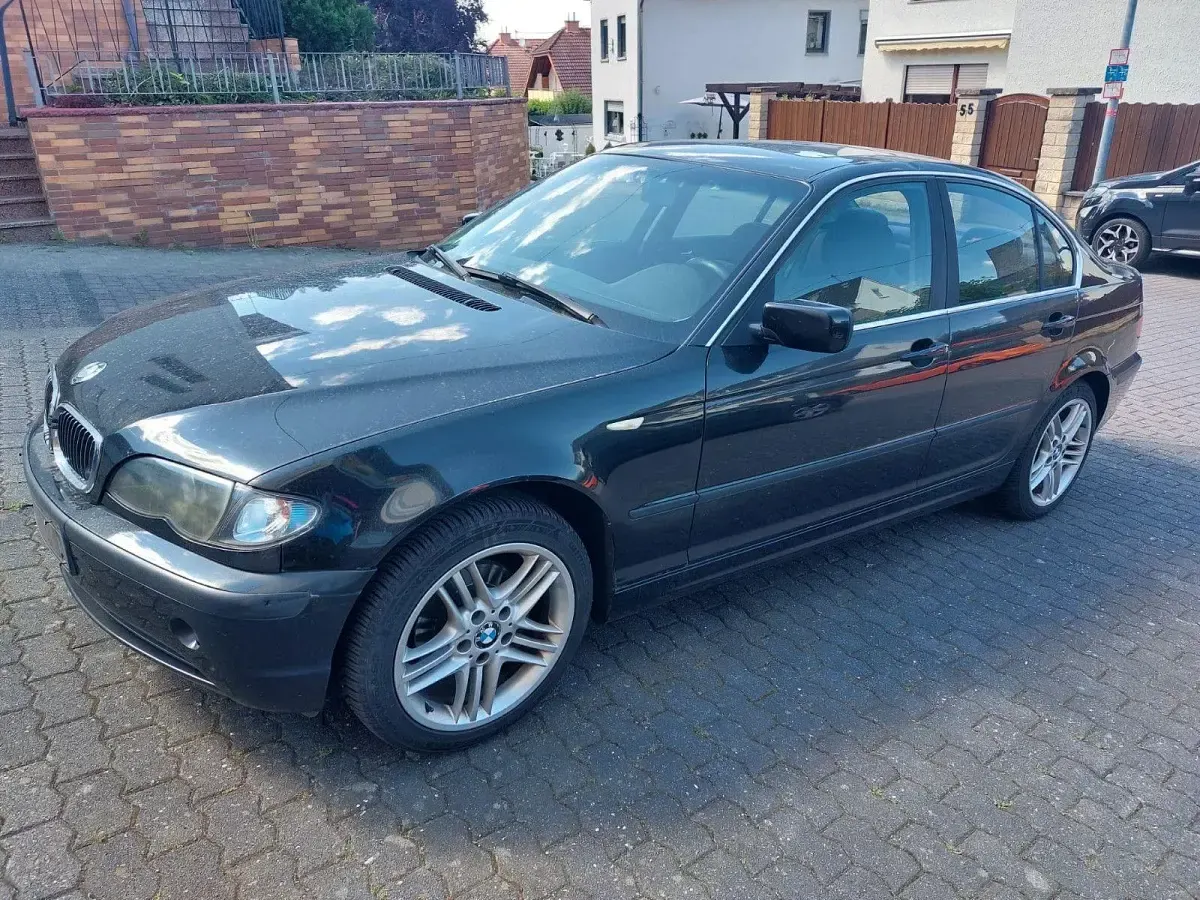Gebraucht BMW 320 170 PS (125 kW) 2003 Schwarz Limousine