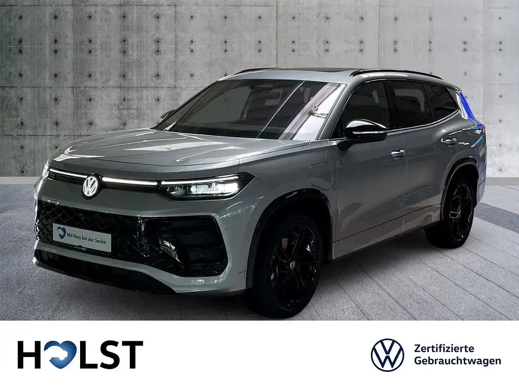 Gebraucht VW Tayron R-line 272 PS (200 kW) 2025 Silber (oyster silver) SUV
