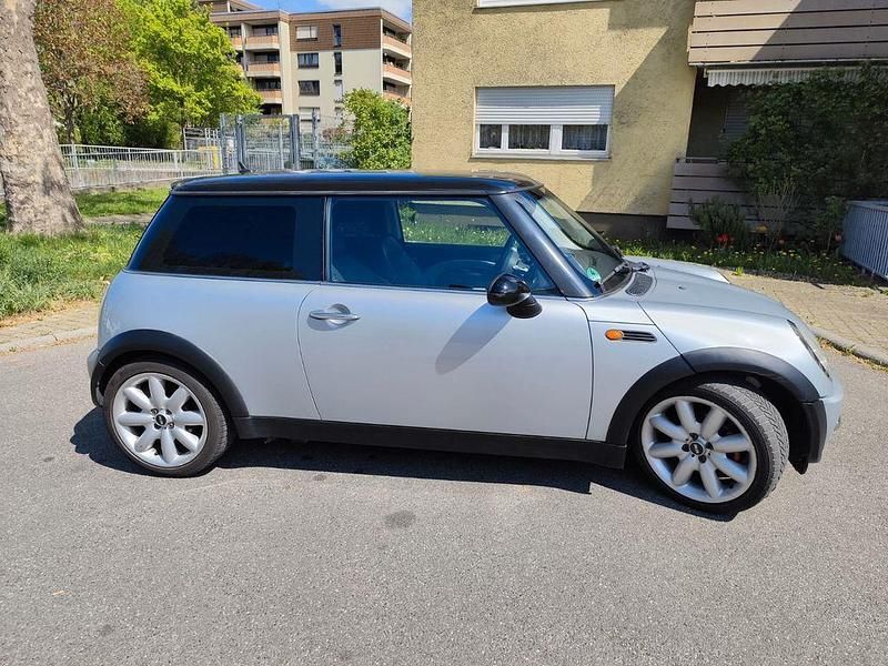 Silber Gebraucht 2003 Mini Cooper Kleinwagen | 1.450 € - Bild 1/4