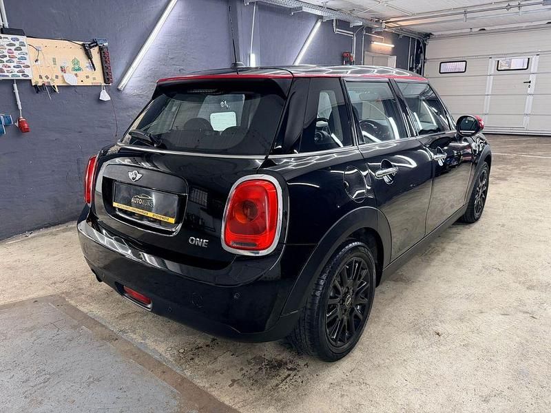 Usata Mini ONE 102 CV (75 kW) 2017 Nero Utilitaria