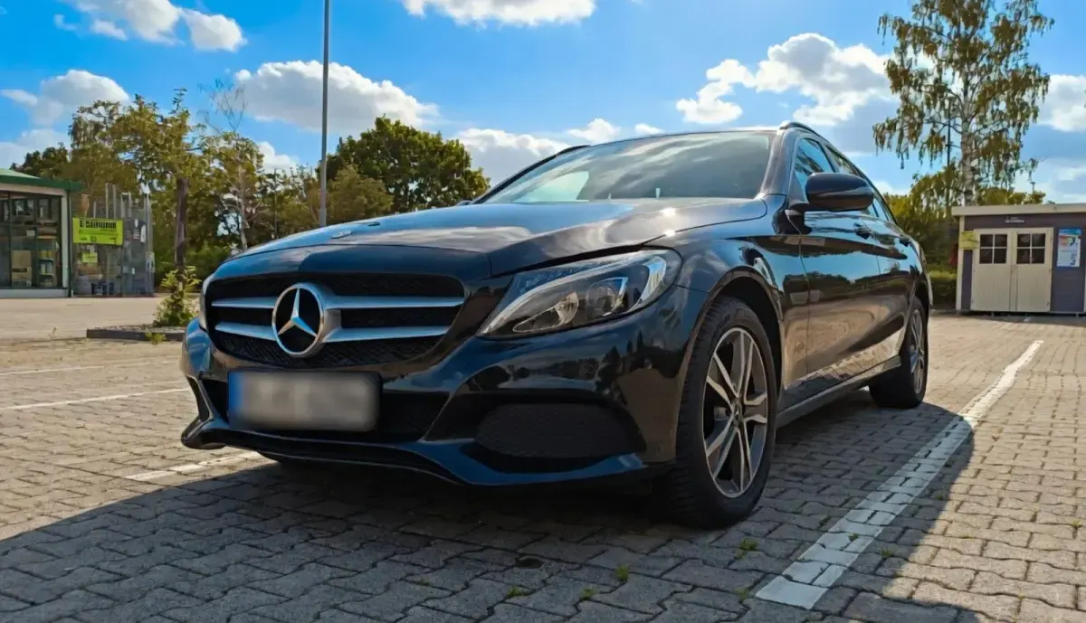 Gebraucht Mercedes C220 170 PS (125 kW) 2017 Schwarz Kombi
