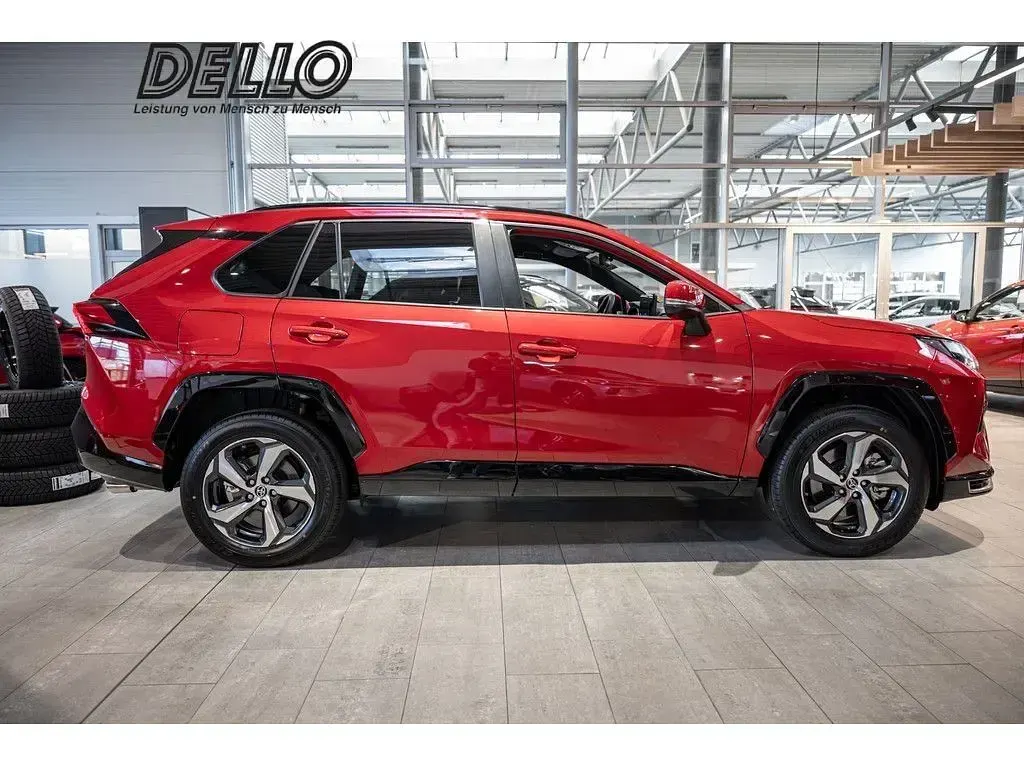 Neu Toyota RAV4 Hybrid Comfort 309 PS (227 kW) 2025 Rot SUV