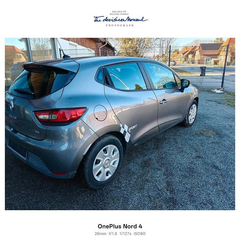 Gebraucht Renault Clio IV 90 PS (66 kW) 2013 Grau Kleinwagen