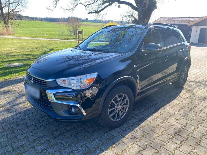 Gebraucht Mitsubishi ASX Edition 117 PS (86 kW) 2018 Schwarz SUV