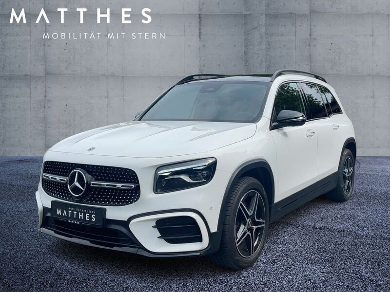 Weiß Gebraucht 2024 Mercedes GLB200 AMG SUV | 51.699 € (Teuer) - Bild 1/4