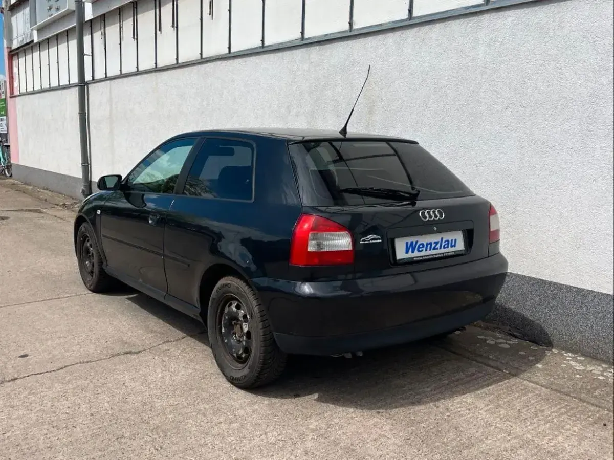 Gebraucht Audi A3 Ambition 102 PS (75 kW) 2003 Schwarz Kleinwagen