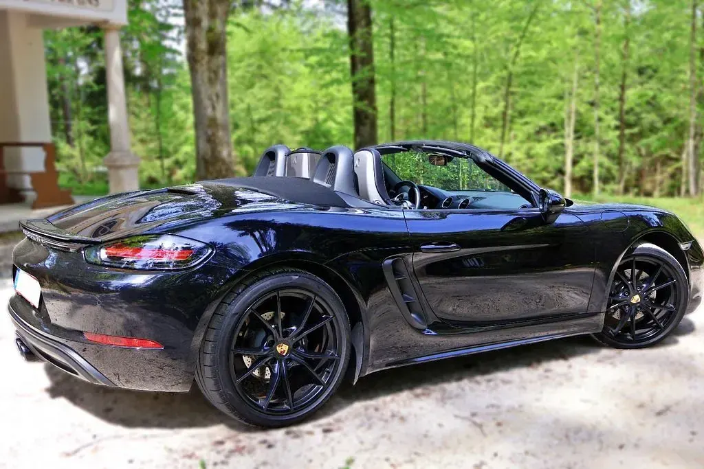 Gebraucht Porsche Boxster 299 PS (219 kW) 2021 Schwarz Cabrio