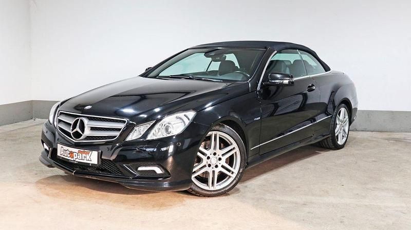 Schwarz Gebraucht 2010 Mercedes E200 AMG Cabrio | 11.900 € (Fairer Preis) - Bild 1/4