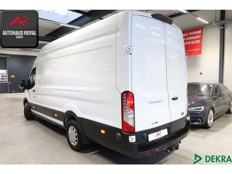 Gebraucht Ford Transit 131 PS (96 kW) 2021 Weiss Van