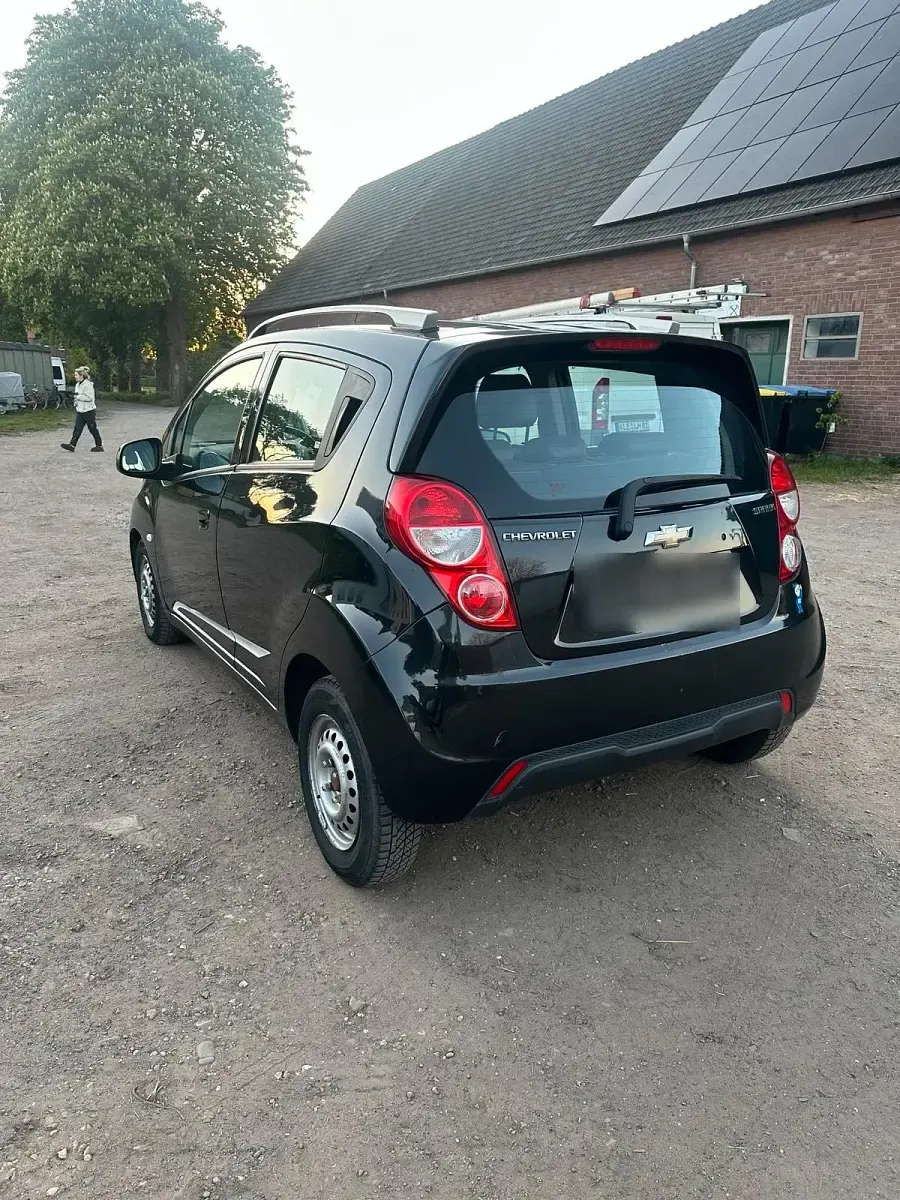 Używany Chevrolet Spark LS 80 KM (58 kW) 2012 Czarny Hatchback