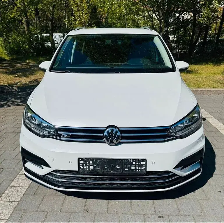 Gebraucht VW Touran Sound 150 PS (110 kW) 2017 Weiß Van / Kleinbus