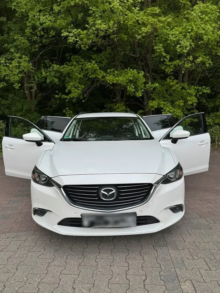 Używany Mazda 6 175 KM (128 kW) 2016 Biały Kombi