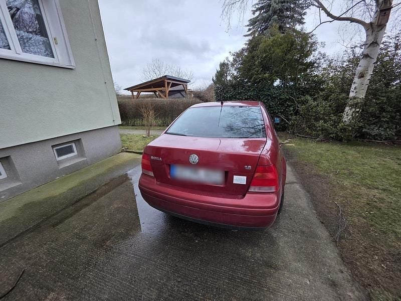 Gebraucht VW Bora 101 PS (74 kW) 2000 Rot Limousine