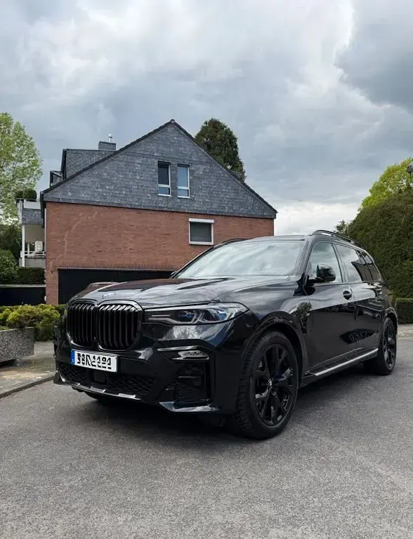 Gebraucht BMW X7 Sport Line 340 PS (250 kW) 2021 Schwarz SUV