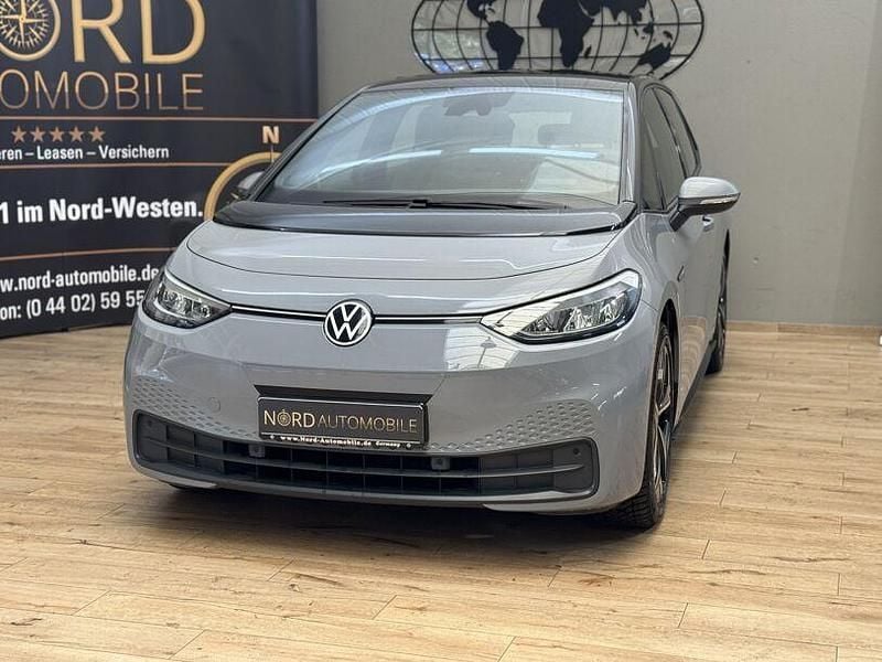 Grau Gebraucht 2021 VW ID.3 Pure Kleinwagen | 17.900 € (Fairer Preis) - Bild 1/3
