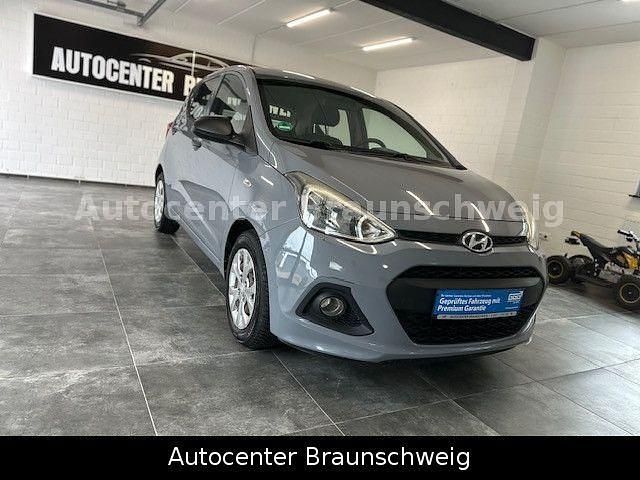 Grau Gebraucht 2014 Hyundai i10 Kleinwagen | 4.450 € (Guter Preis) - Bild 1/4