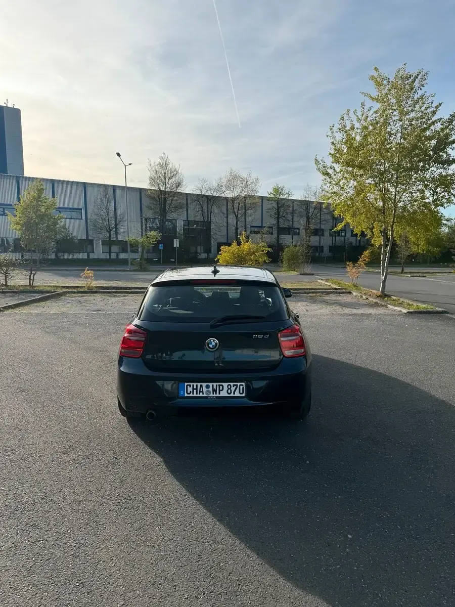 Gebraucht BMW 116 116 PS (85 kW) 2013 Blau Kleinwagen
