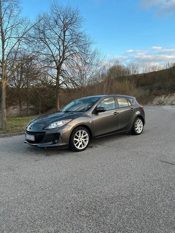 Gebraucht Mazda 3 120 PS (88 kW) 2012 Grau Kombi