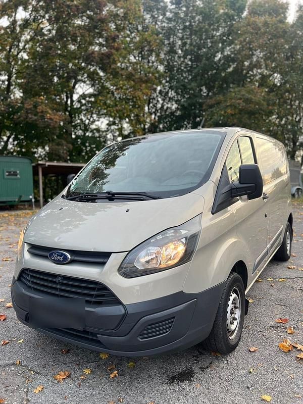 Braun Gebraucht 2012 Ford Transit Kombi | 5.500 € (Teuer) - Bild 1/4
