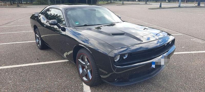 Schwarz Gebraucht 2018 Dodge Challenger Coupé | 30.700 € (Fairer Preis) - Bild 1/4