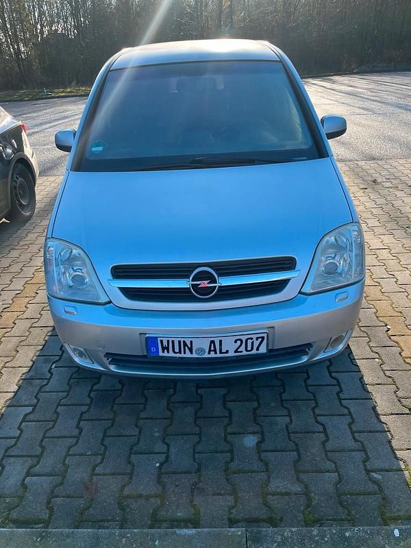 Gebraucht Opel Meriva 101 PS (74 kW) 2005 Silber Van / Kleinbus
