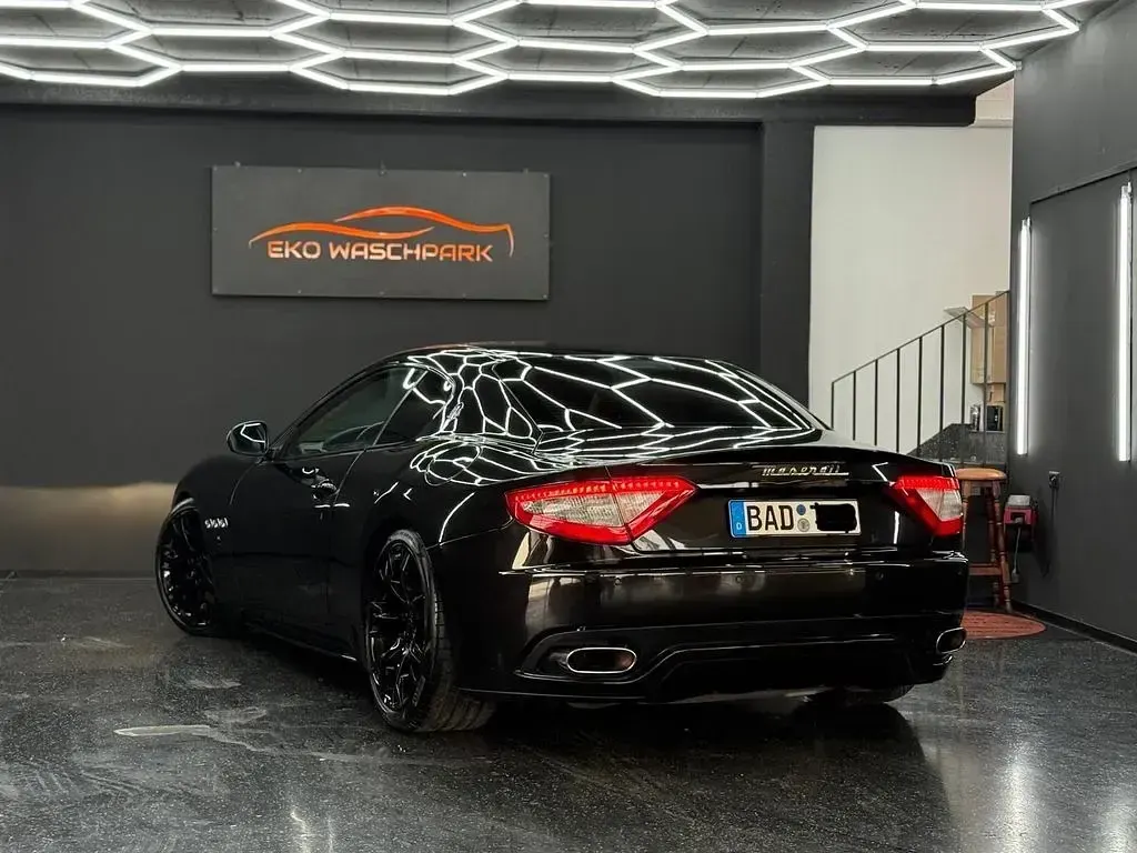 Gebraucht Maserati Granturismo 441 PS (324 kW) 2009 Schwarz Coupé