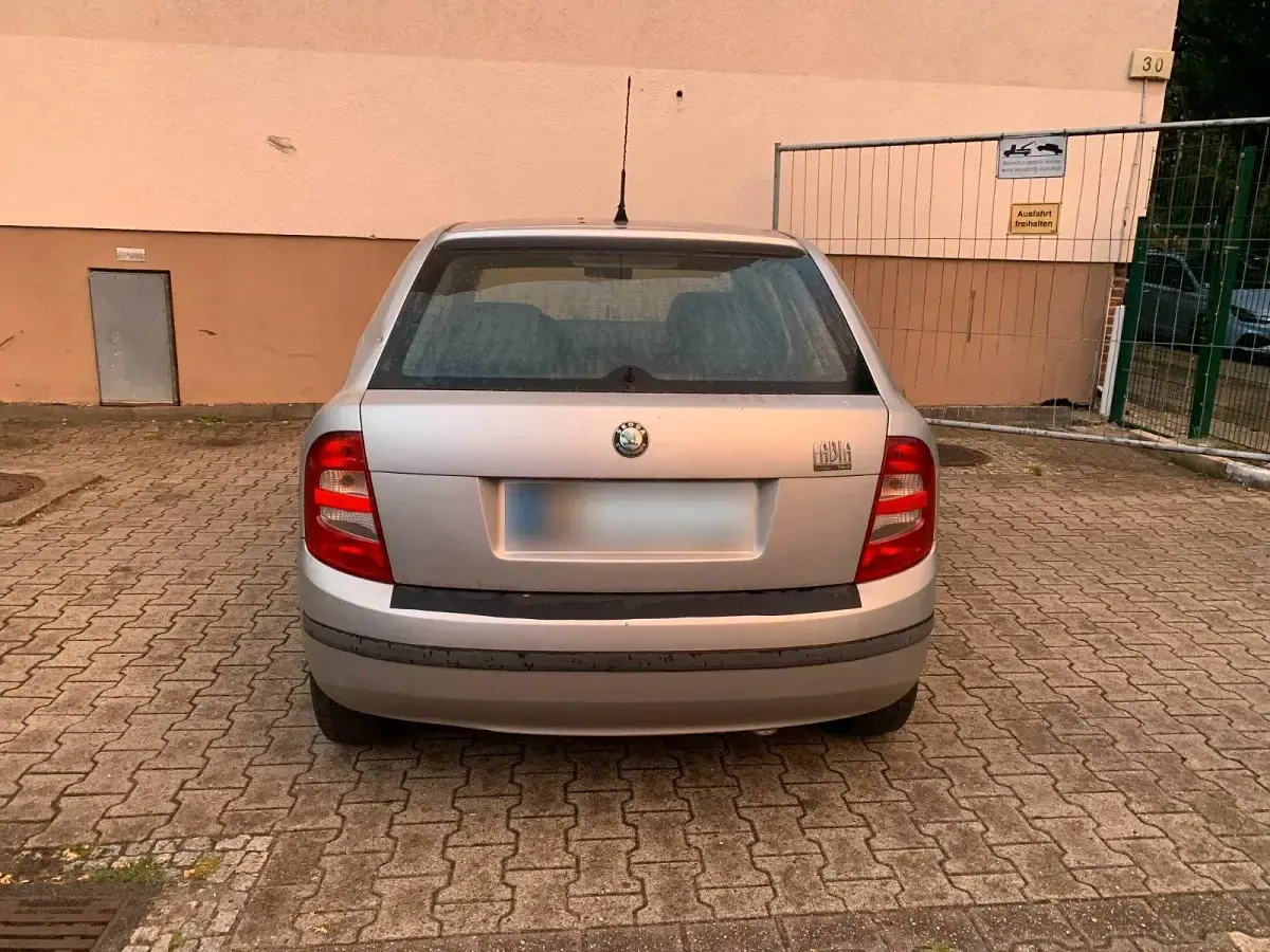 Gebraucht Skoda Fabia 100 PS (73 kW) 2000 Silber Limousine