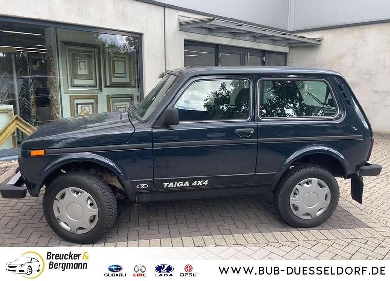 Grün Gebraucht 2016 Lada Taiga SUV | 9.590 € (Fairer Preis) - Bild 1/4