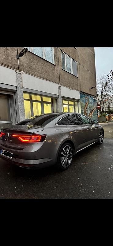 Grau Gebraucht 2016 Renault Talisman Limousine | 11.300 € (Fairer Preis) - Bild 1/4