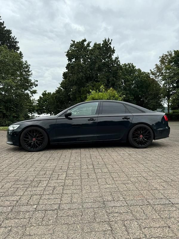 Gebraucht Audi A6 Premium 204 PS (150 kW) 2014 Schwarz Limousine