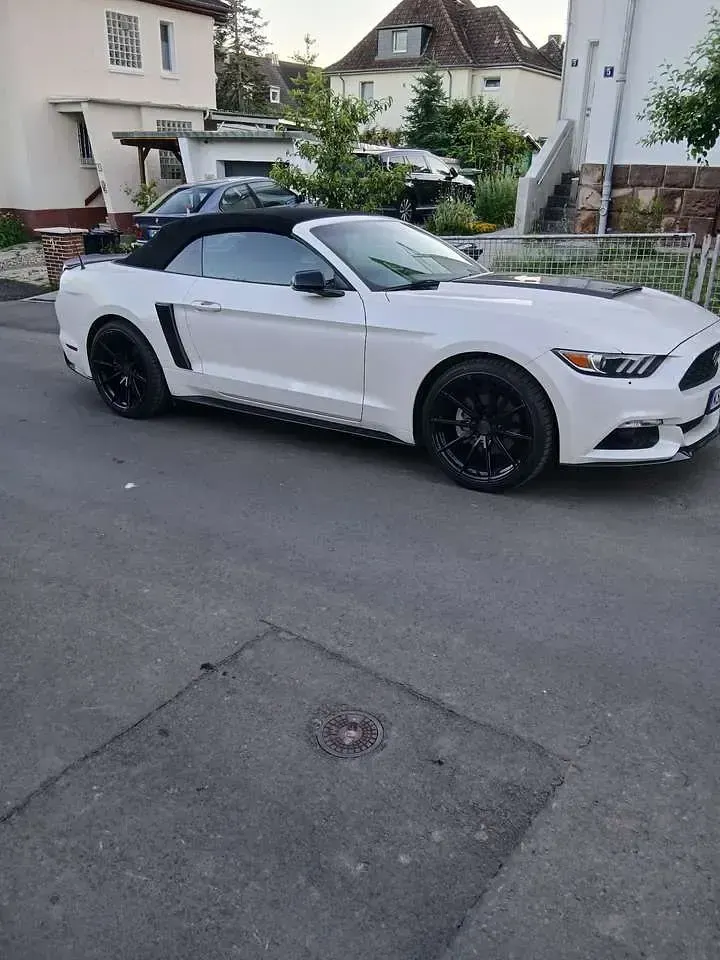 Gebraucht Ford Mustang 317 PS (233 kW) 2018 Cabrio