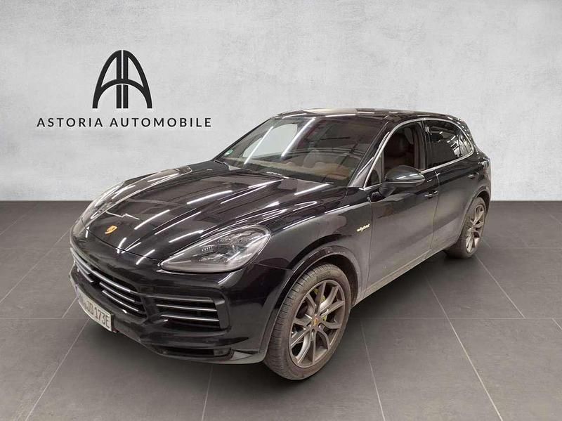 Tiefschwarzmetallic Gebraucht 2020 Porsche Cayenne SUV | 61.911 € (Superpreis) - Bild 1/4