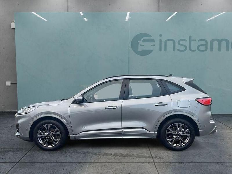 Gebraucht Ford Kuga 120 PS (88 kW) 2023 Silber SUV