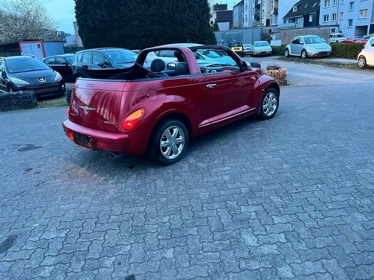 Usado Chrysler PT Cruiser 143 CV (105 kW) 2004 Rojo Descapotable