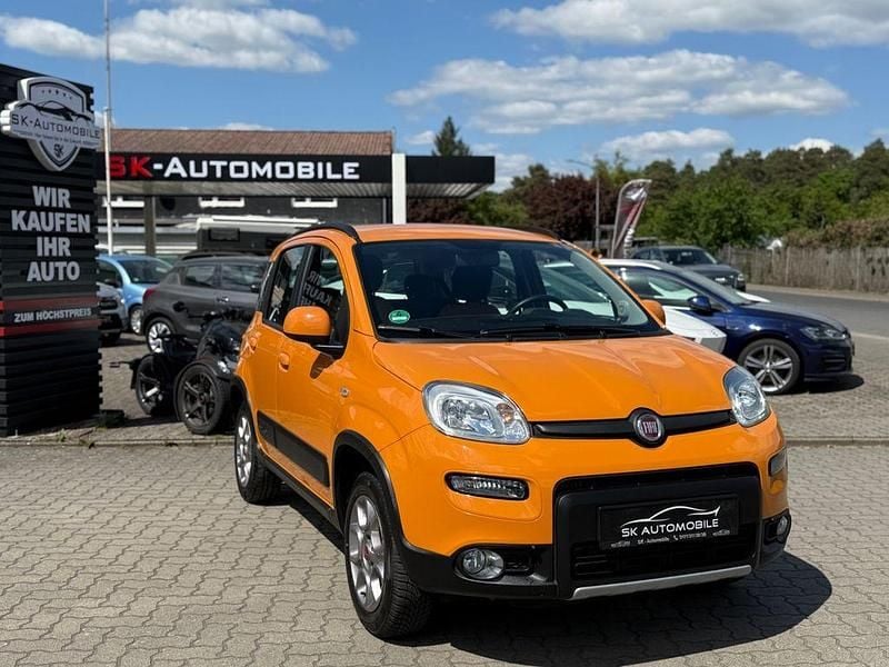 Orange Gebraucht 2016 Fiat Panda 4x4 Rock Kleinwagen | 10.990 € (Fairer Preis) - Bild 1/4