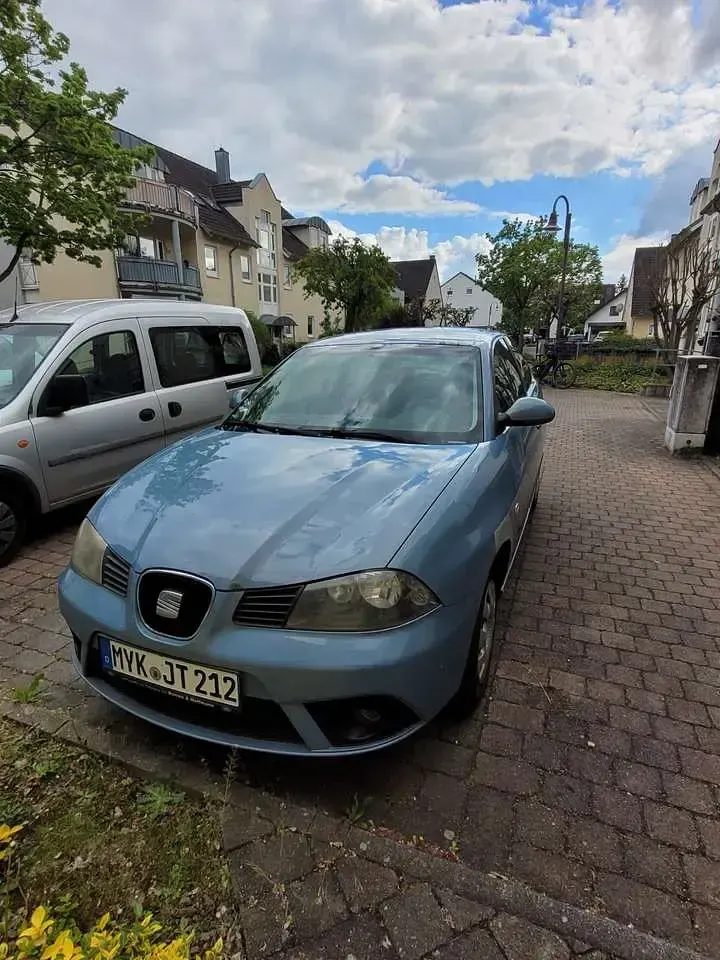 Second-hand Seat Ibiza Reference 86 CP (63 kW) 2008 Albastru Hatchback