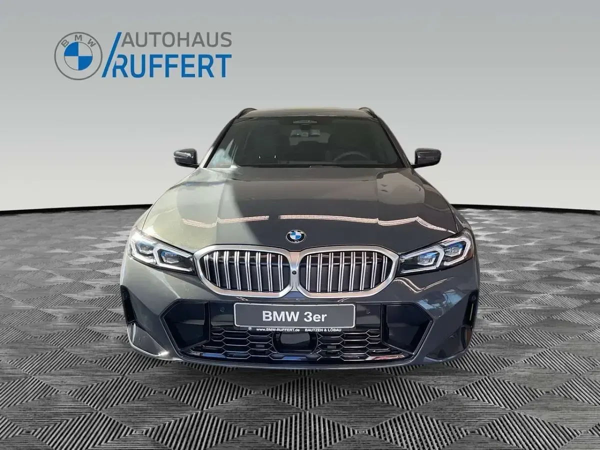Neu BMW 320 M Sport 190 PS (139 kW) 2025 Dravitgrau metallic Kombi
