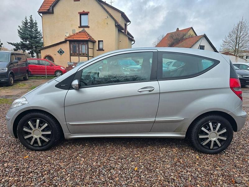 Gebraucht Mercedes A180 109 PS (80 kW) 2008 Silber Kleinwagen