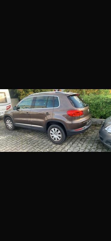 Gebraucht VW Tiguan 140 PS (102 kW) 2013 Braun SUV