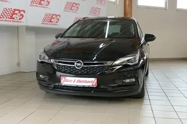 Gebraucht Opel Astra Active 110 PS (80 kW) 2017 Schwarz Kombi