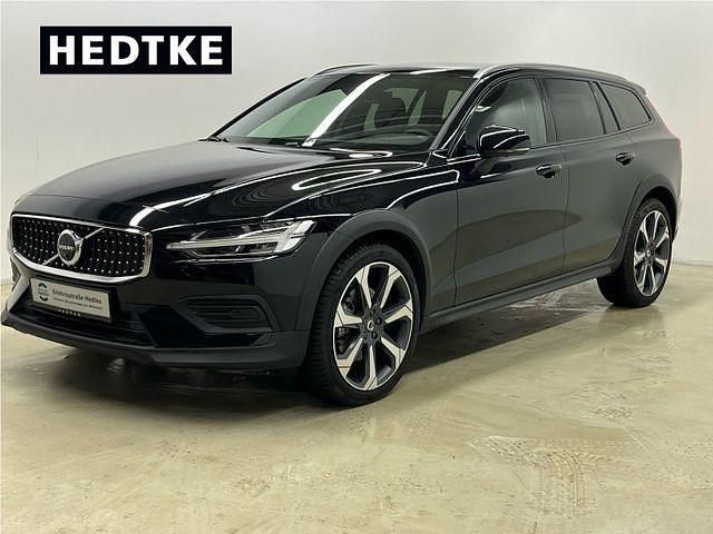 Onyx black Gebraucht 2023 Volvo V60 CC Plus Kombi | 40.990 € (Fairer Preis) - Bild 1/1