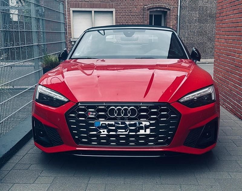 Rot Gebraucht 2023 Audi S5 Cabriolet Cabrio | 48.500 € (Superpreis) - Bild 1/4