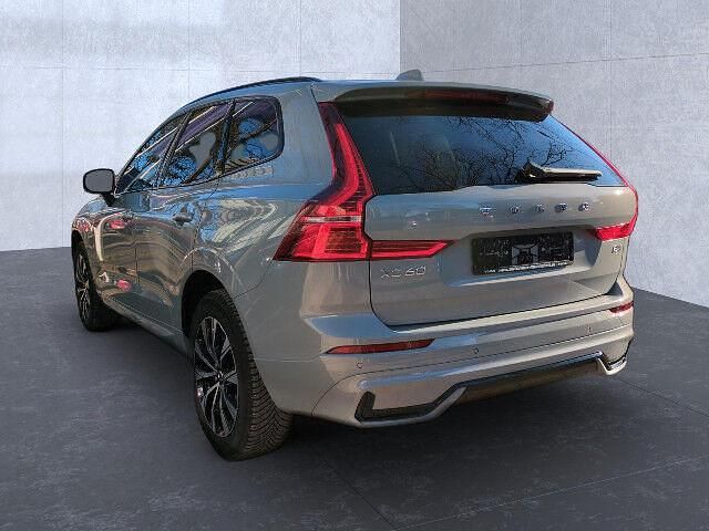 Gebraucht Volvo XC60 Plus 197 PS (144 kW) 2024 Vapour grey / (metallic) SUV