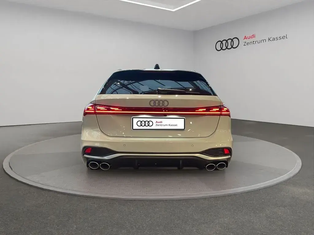 Gebraucht Audi S5 Sport 367 PS (269 kW) 2025 Weiß Kombi