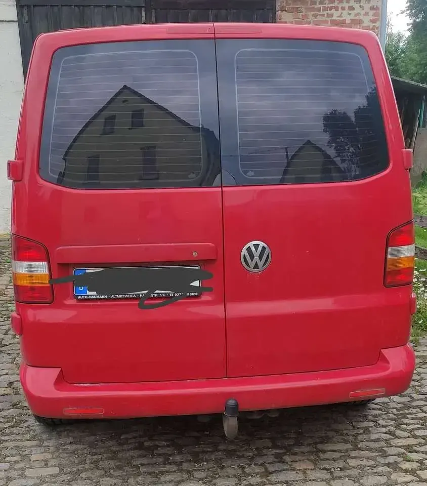 Gebraucht VW Transporter 102 PS (75 kW) 2008 Rot Van