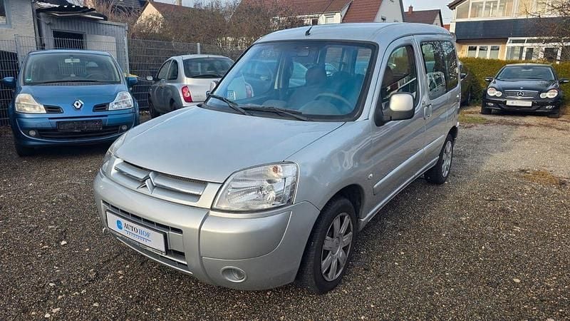 Grau Gebraucht 2008 Citroën Berlingo Van / Kleinbus | 2.300 € (Superpreis) - Bild 1/4