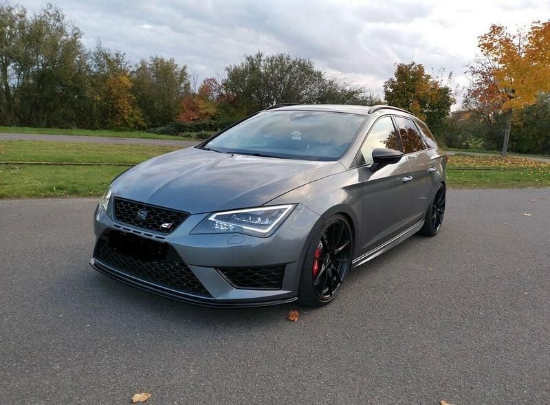 Second-hand Cupra Leon 280 CP (205 kW) 2016 Gri Break