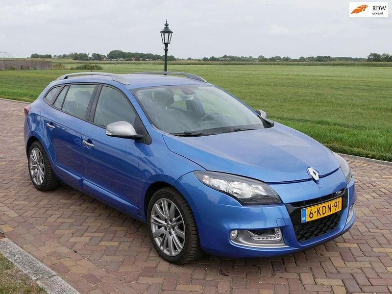 Blau Gebraucht 2013 Renault Mégane GT Line GT-Line Limousine | 3.999 € (Fairer Preis) - Bild 1/3