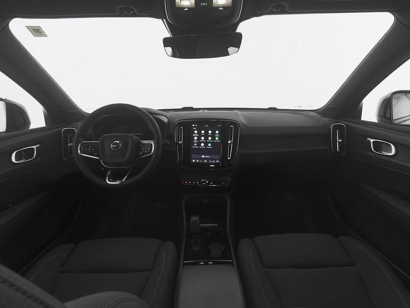 Gebraucht Volvo V60 CC Plus 197 PS (144 kW) 2023 Schwarz onyx black / metallic Kombi